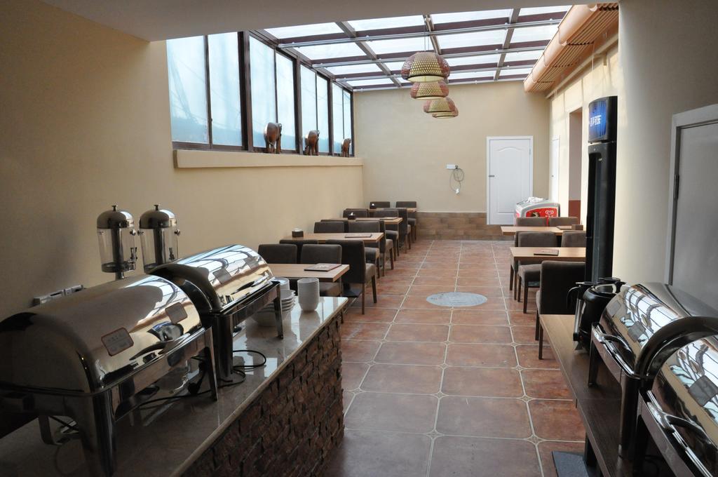 Holly'S Hostel Chengdu Exterior photo