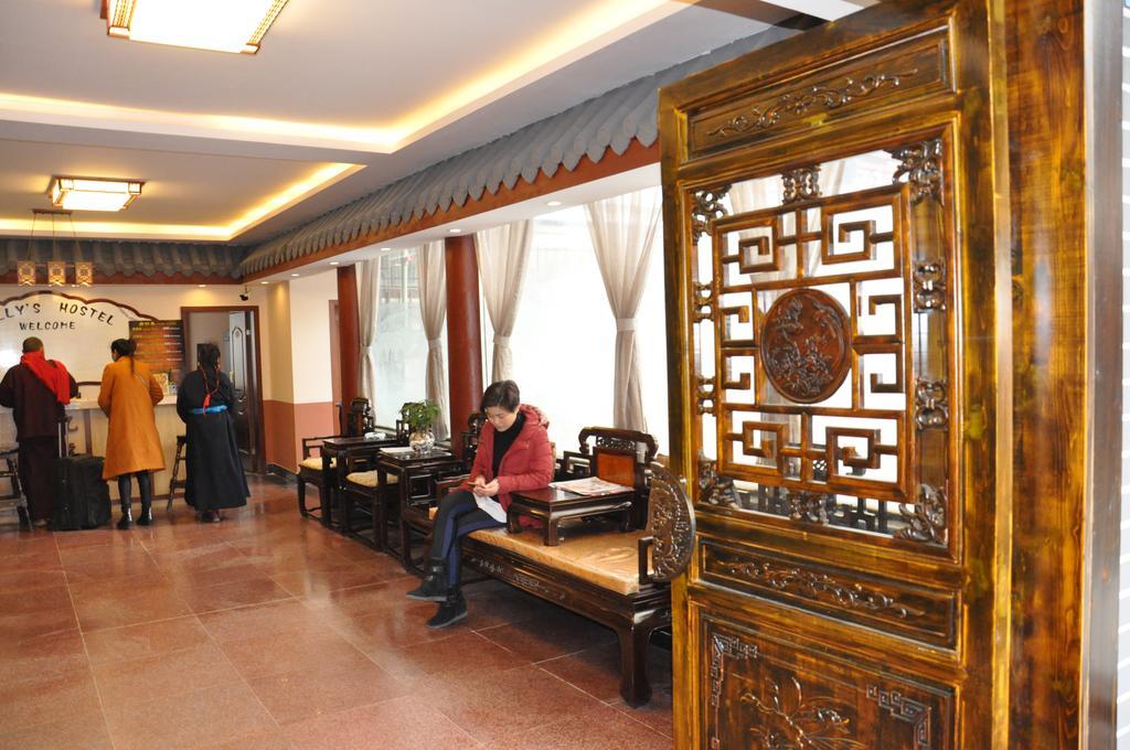 Holly'S Hostel Chengdu Exterior photo